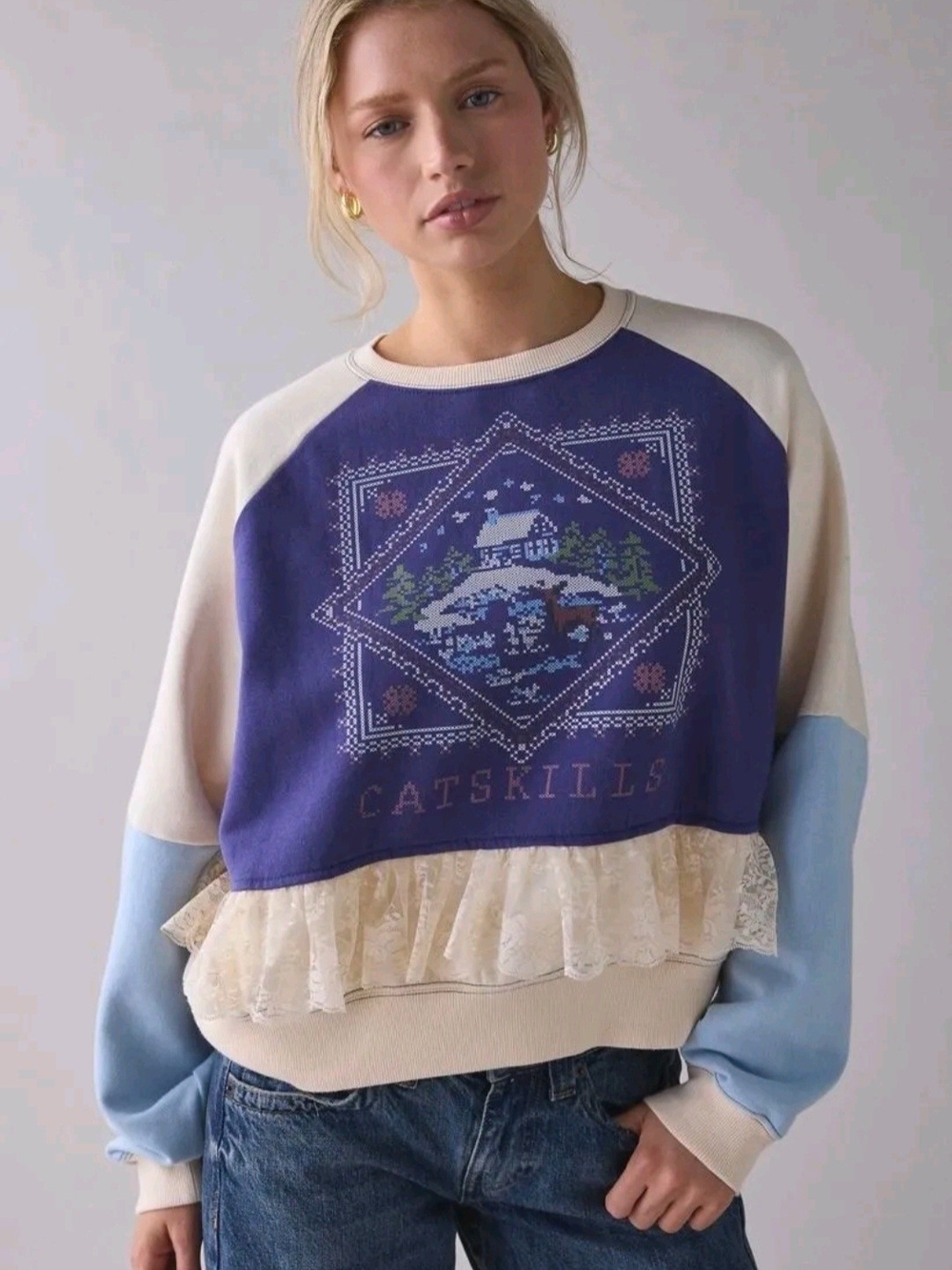 Urban Outfitters Catskills Ruffle Sweatshirt | Size Small (Oversized) - NWOT